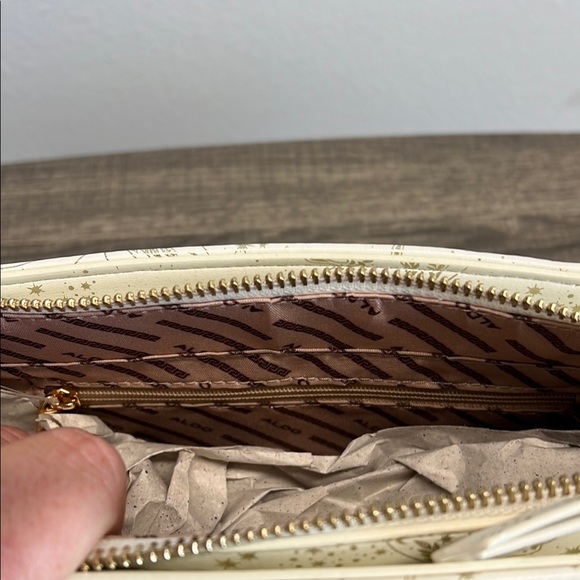 Aldo Gorgeous White & Gold Shimmery Mini Bag with Charm and Crossbody Strap✨ - Picture 11 of 14